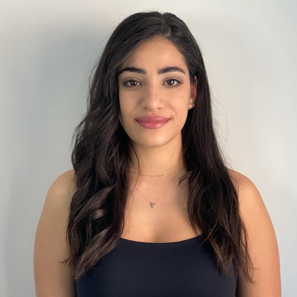 Meet your Posher, Lora - Picture 1 of 1